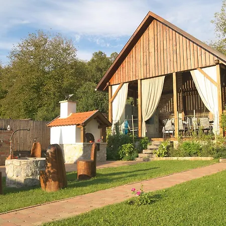 Fruktarium Vendeghaz Gæstehus 3*